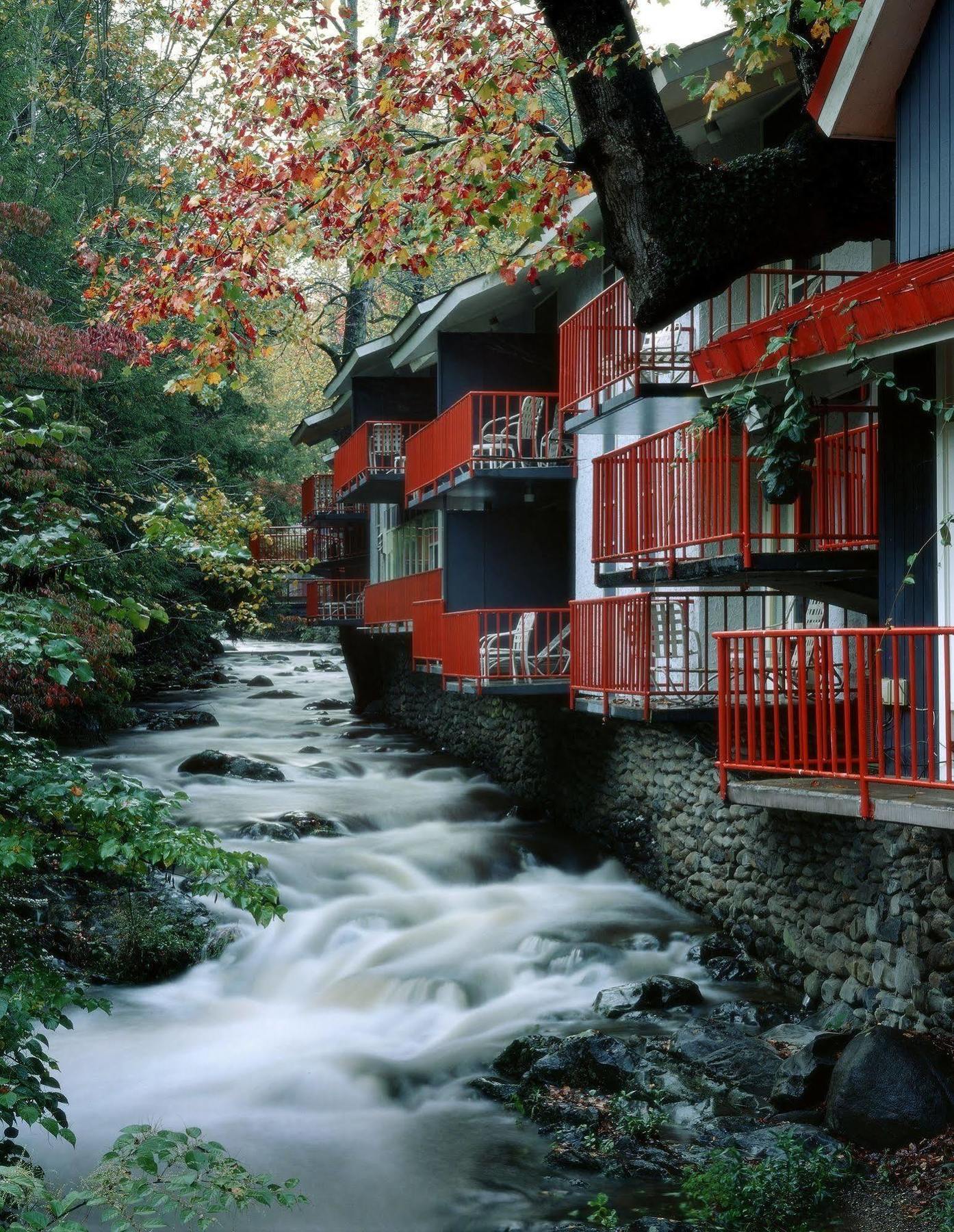 Zoders Inn And Suites Gatlinburg Exterior foto